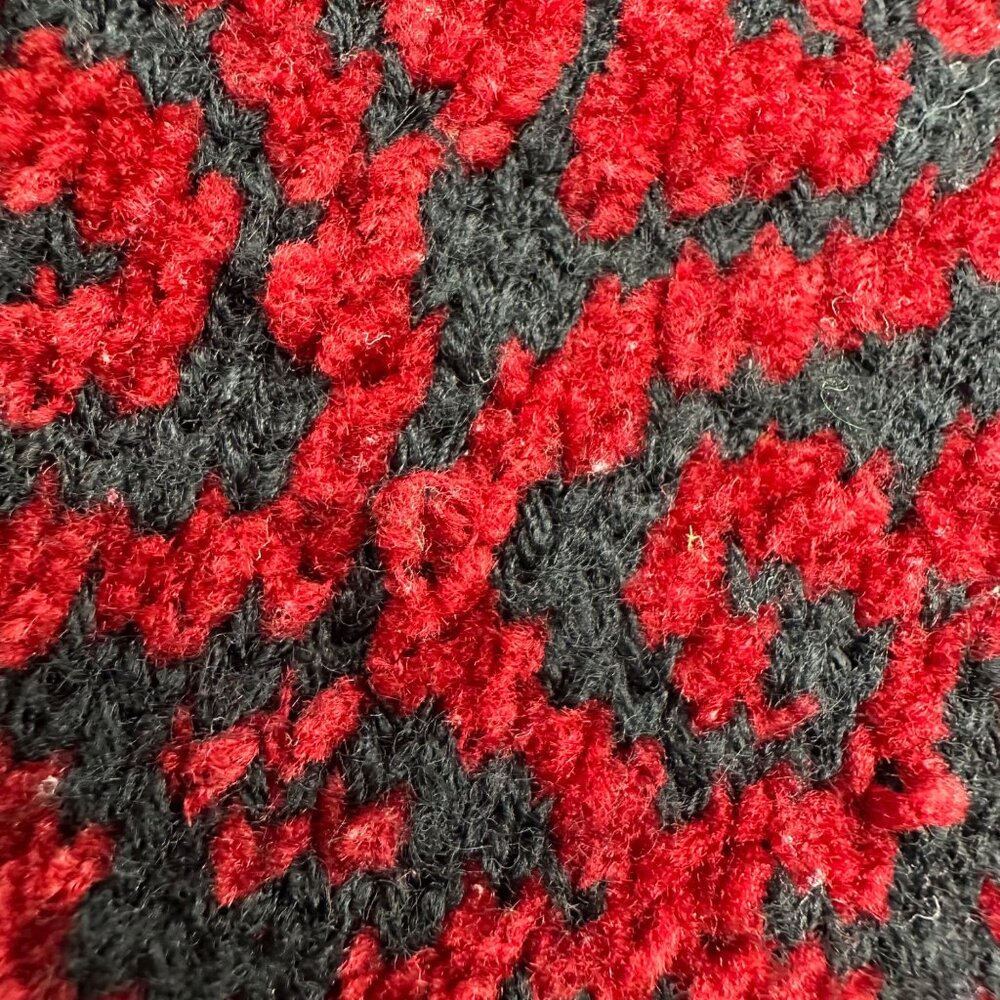 Vintage Vest 1990s Chenille Knit Black Red Button Up Scalloped Edges Small Korea - Picture 6 of 9